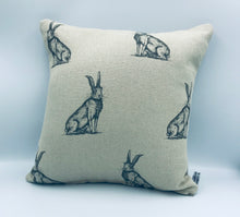 Load image into Gallery viewer, Hare Cushion