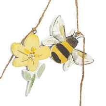 Load image into Gallery viewer, Wooden Bee and Buttercup garland