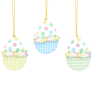 Pastel Gingham with spots egg decoration